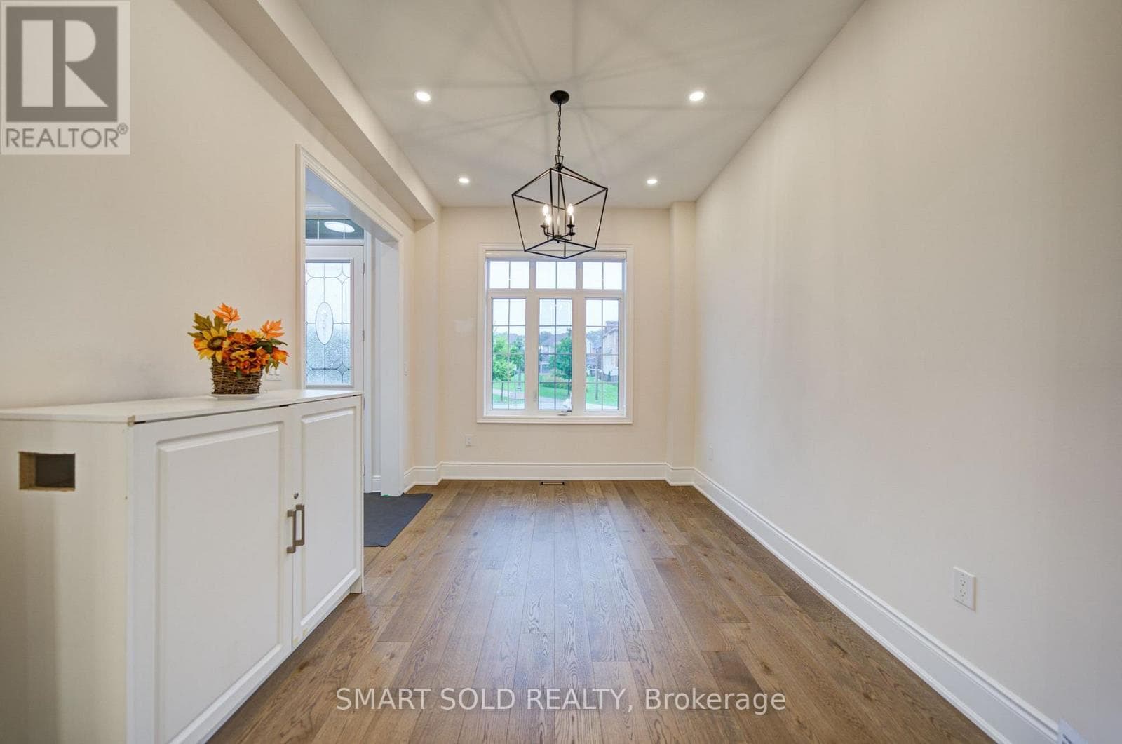 Single Family at 3178 Buttonbush Trail, Oakville (JM Joshua Meadows), Ontario - Photo 7 - RE/MAX Garden City Realty