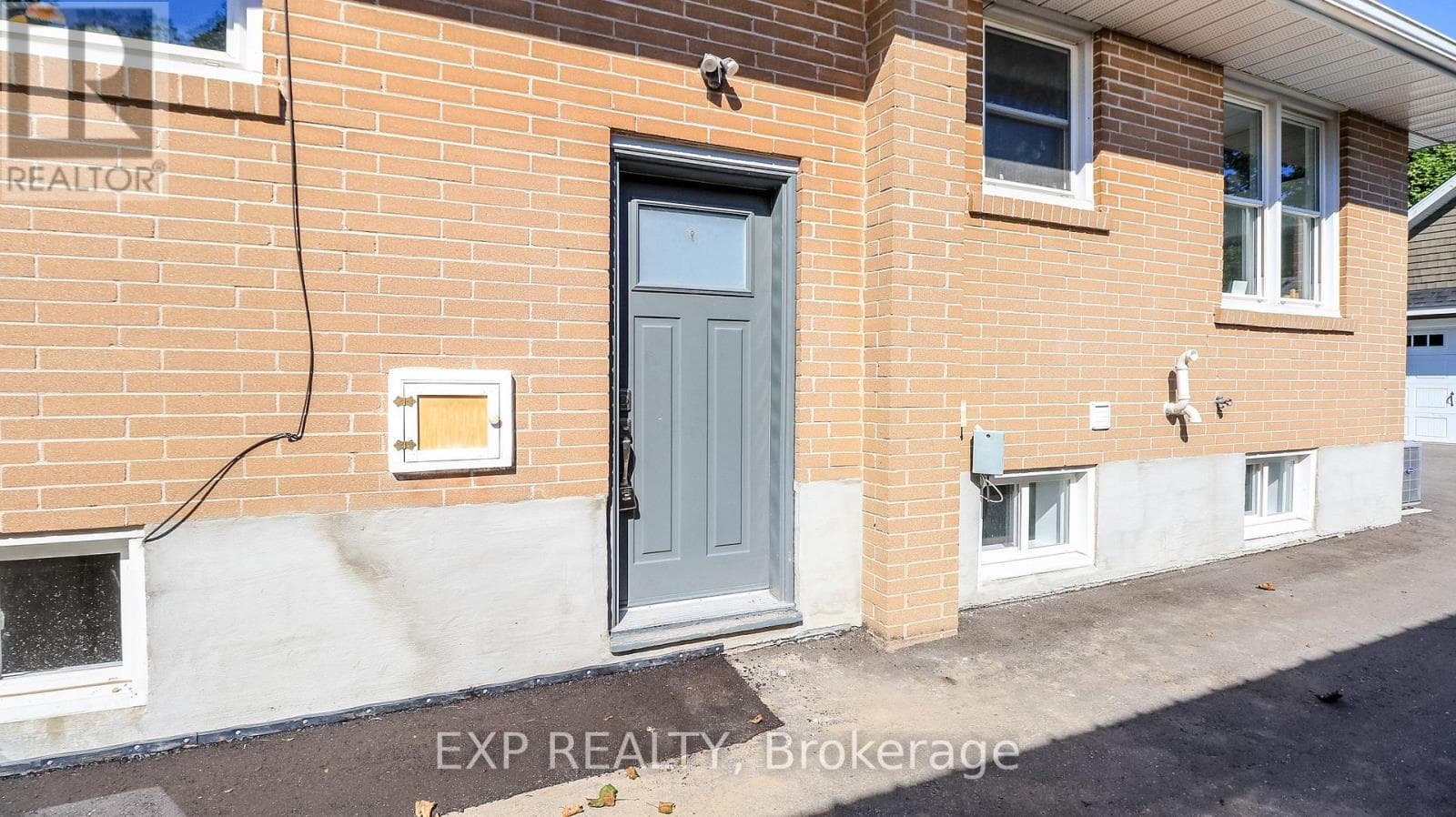 Single Family at Basement- 258 Napier Street, Barrie (Codrington), Ontario - Photo 4 - RE/MAX Garden City Realty