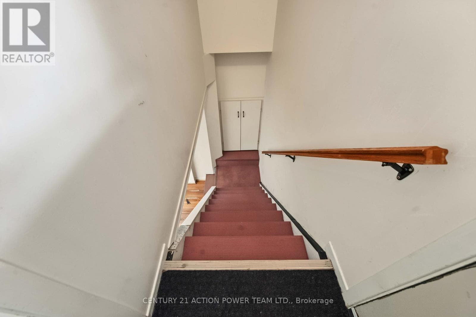 Single Family at 1349 Belcourt Boulevard, Ottawa, Ontario - Photo 4 - RE/MAX Garden City Realty