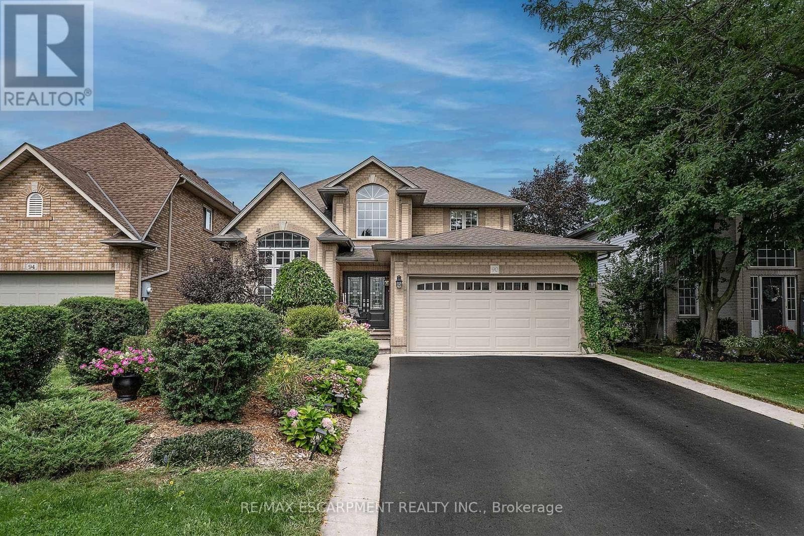 90 Surrey Drive
