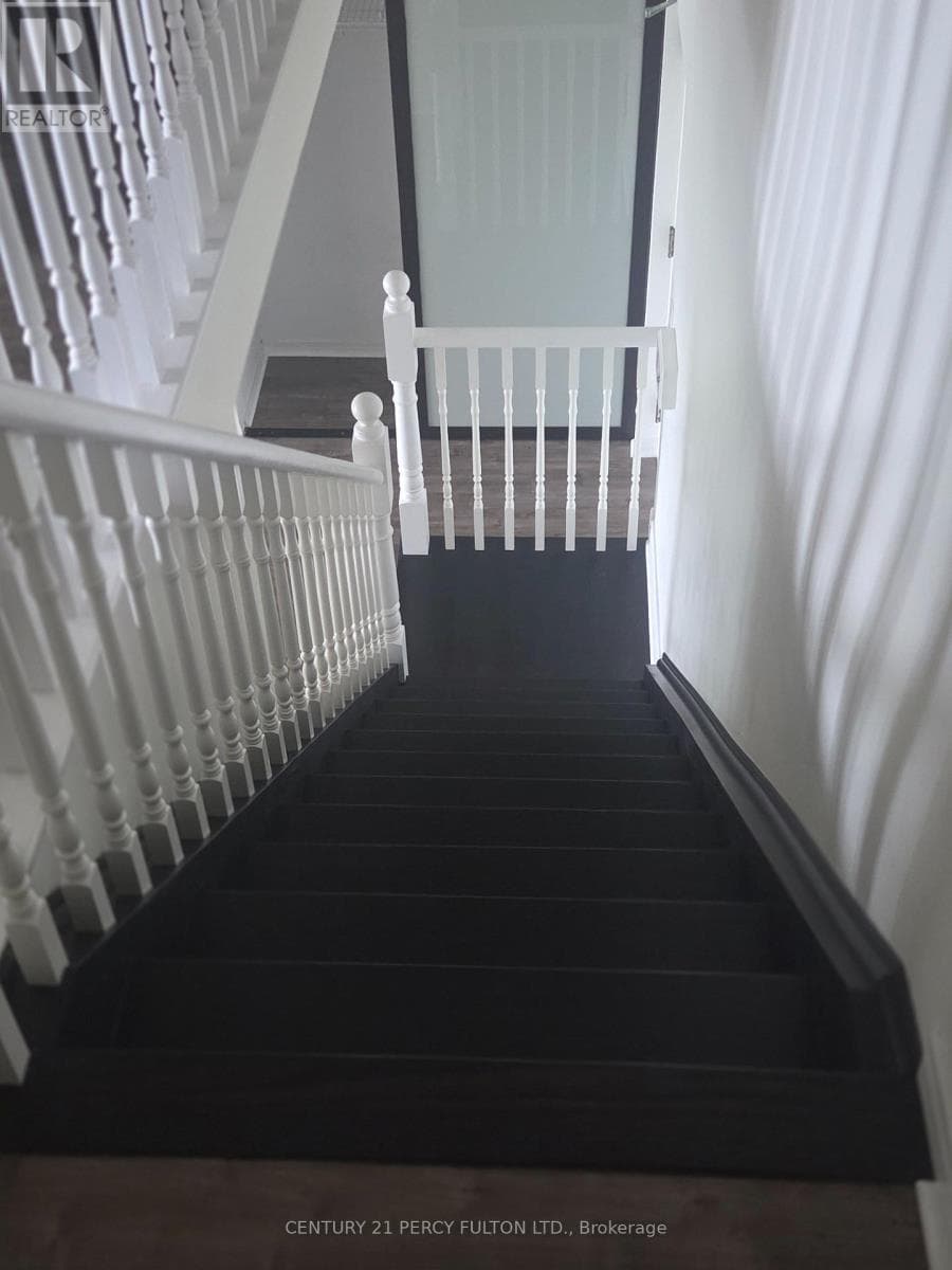 304- 25 Cumberland Lane