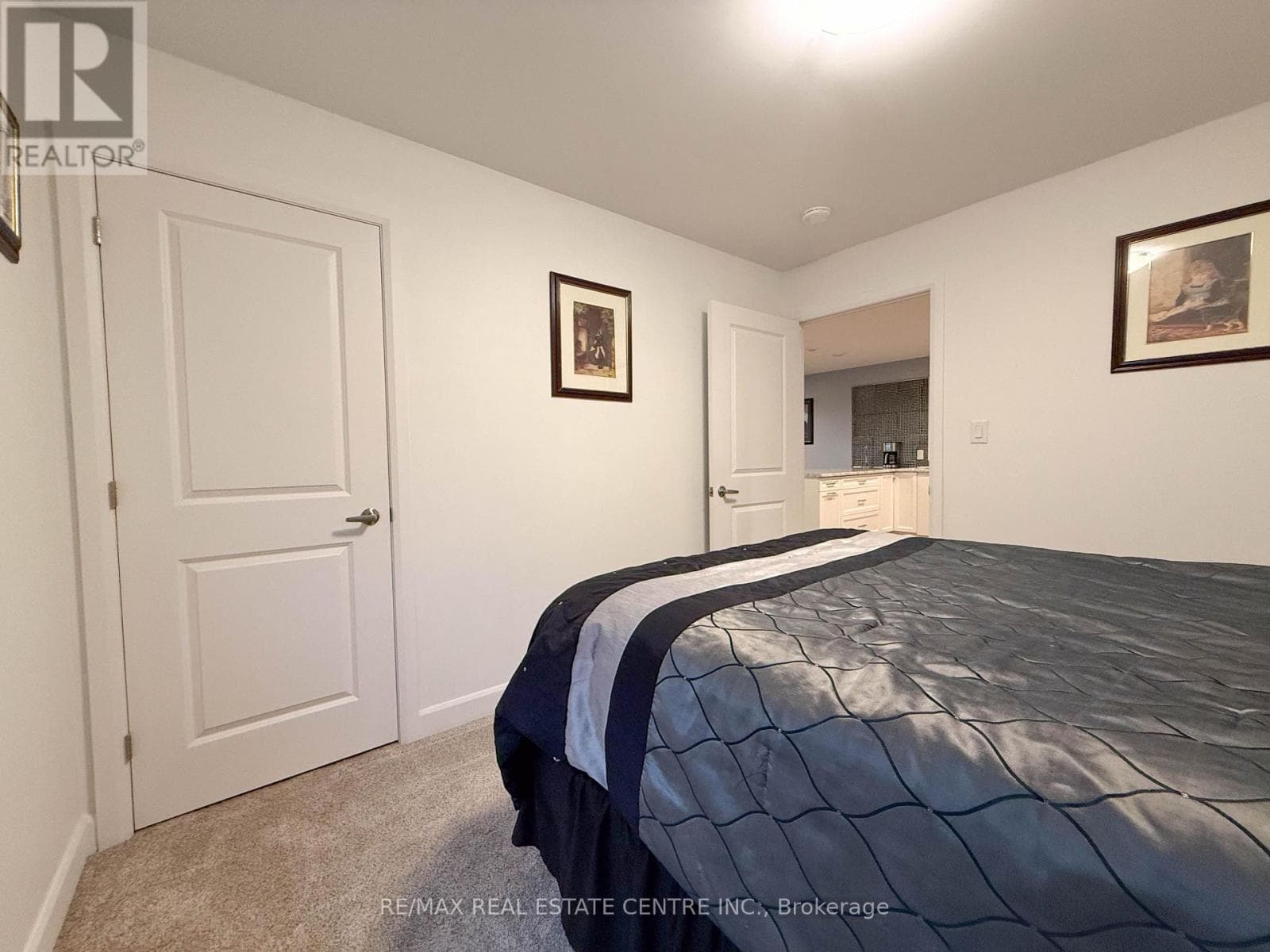 Single Family at 101 GRASSLAND Grove, Chatham-Kent (Chatham), Ontario - Photo 7 - RE/MAX Garden City Realty