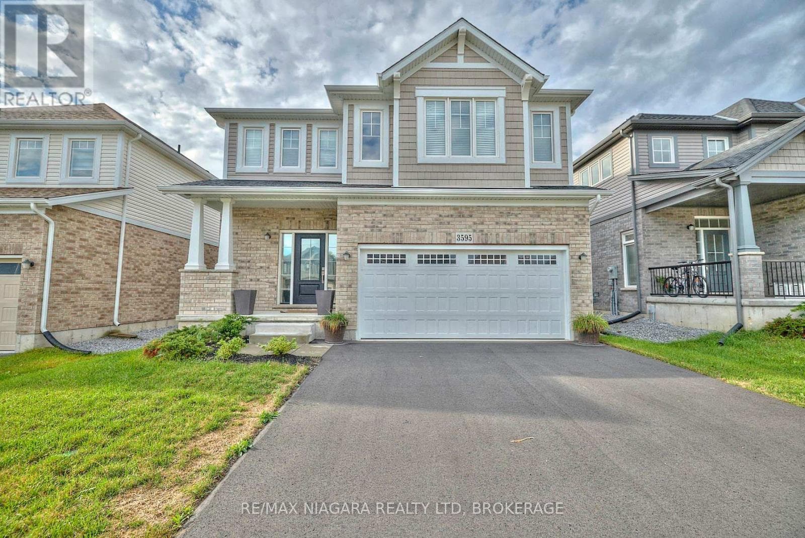 Single Family at 3595 Carolina Court, Fort Erie (Ridgeway), Ontario - Photo 1 - RE/MAX Garden City Realty
