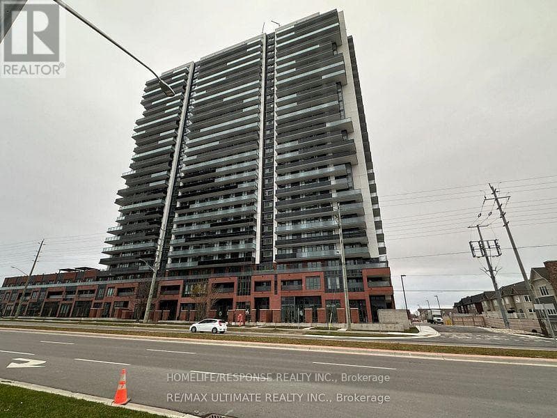 916- 2545 Simcoe Street