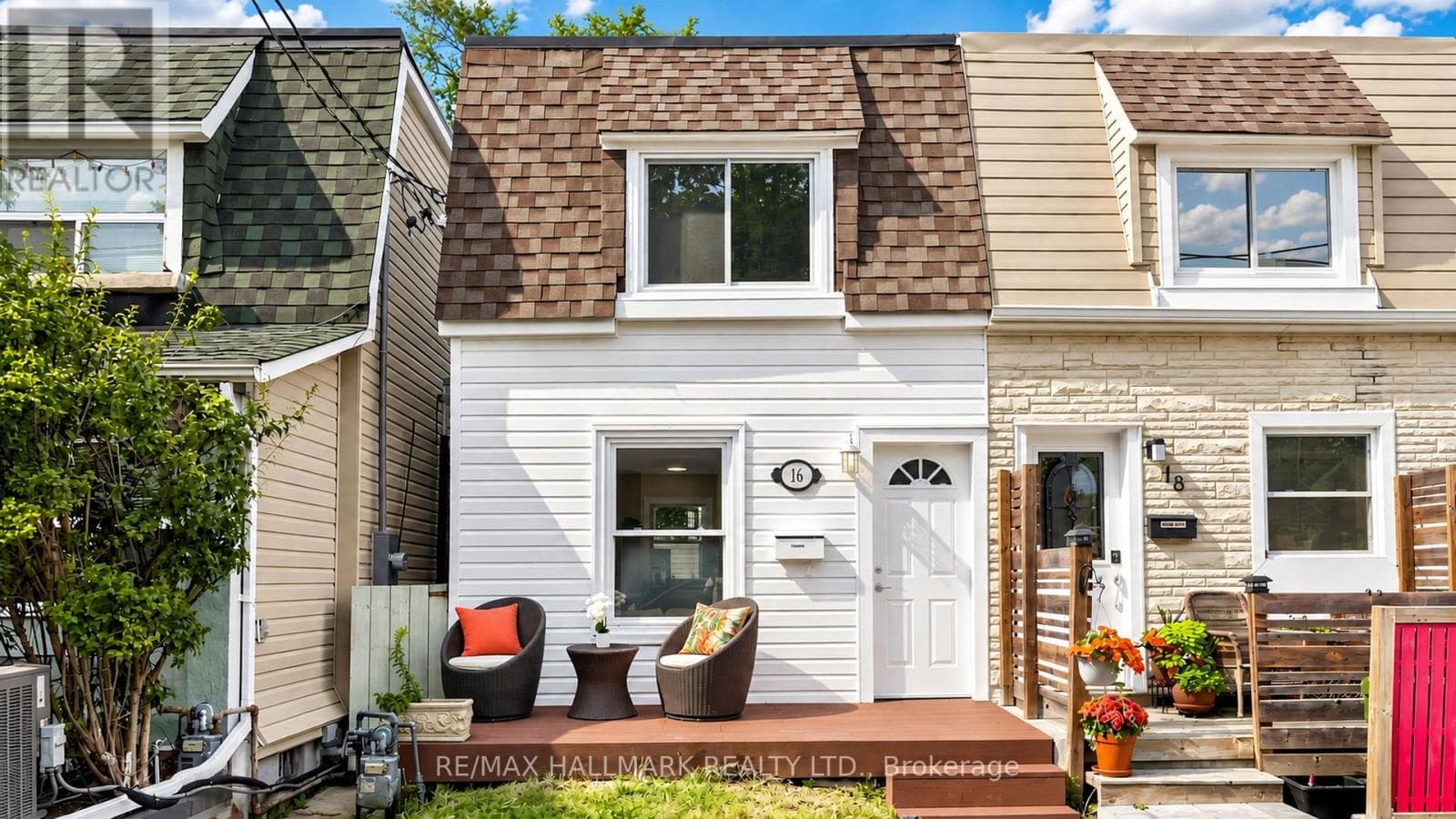16 Queensdale Avenue