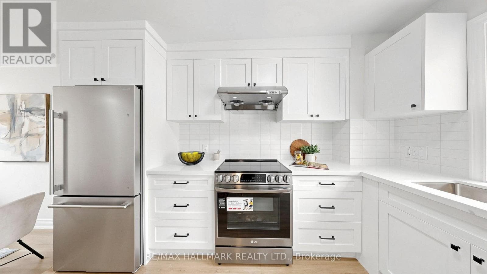 Single Family at 16 Queensdale Avenue, Toronto (Danforth Village-East York), Ontario - Photo 8 - RE/MAX Garden City Realty