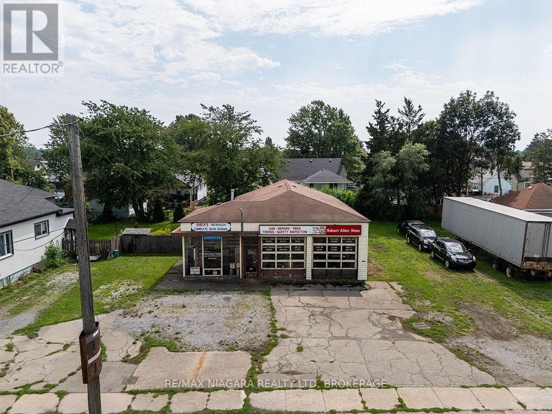 369 Killaly Street