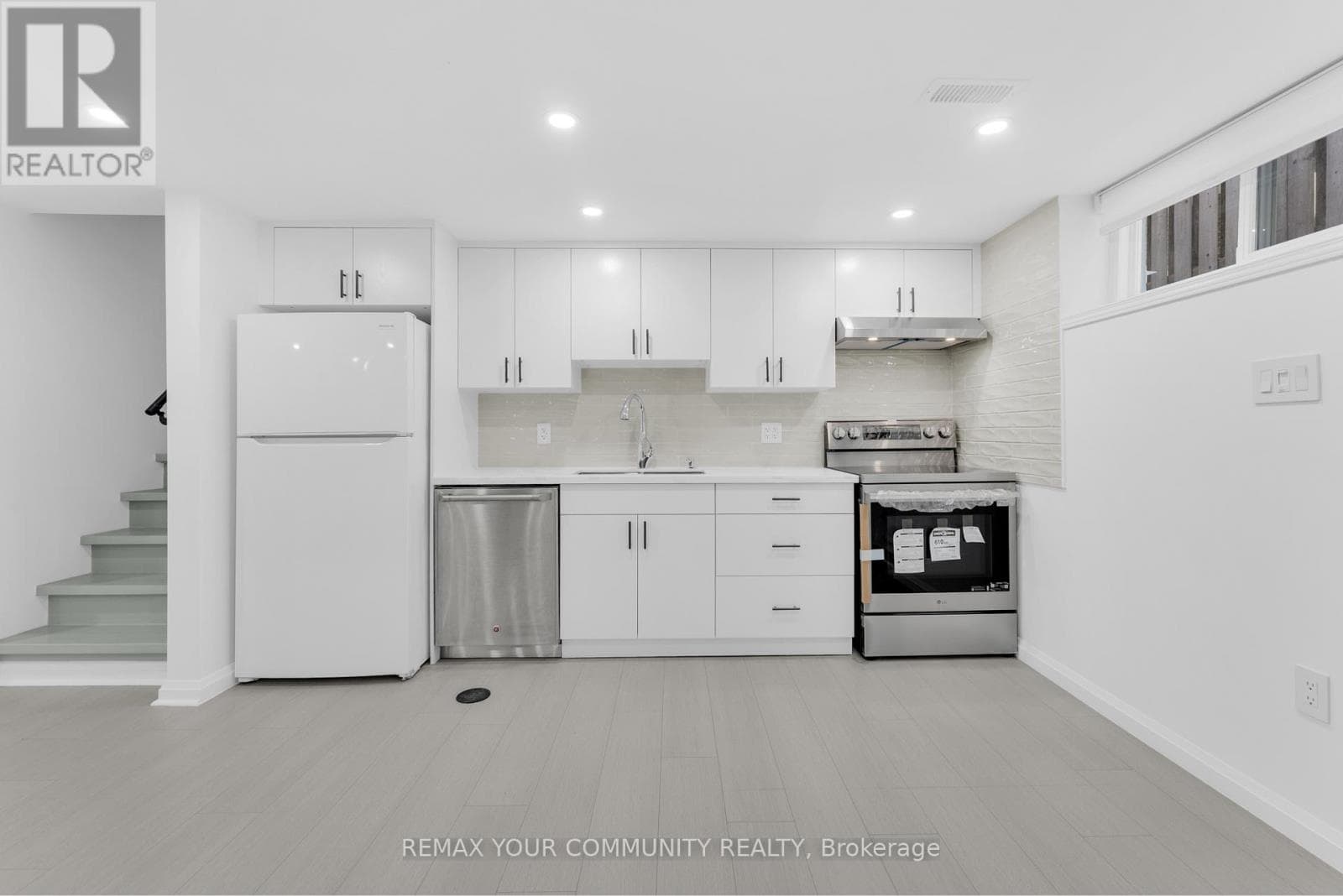 Single Family at BSMT- 39 Veerland Drive, Toronto (Rustic), Ontario - Photo 10 - RE/MAX Garden City Realty