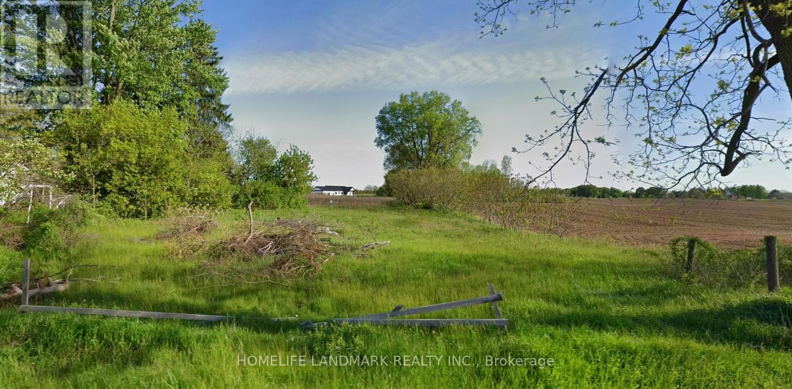 Single Family at 18 Burford-Delhi Townline Road, Brant (Burford), Ontario - Photo 2 - RE/MAX Garden City Realty