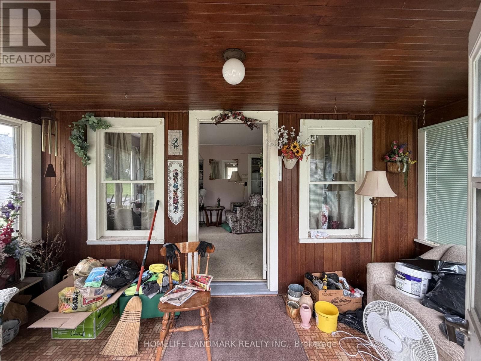 Single Family at 18 Burford-Delhi Townline Road, Brant (Burford), Ontario - Photo 5 - RE/MAX Garden City Realty