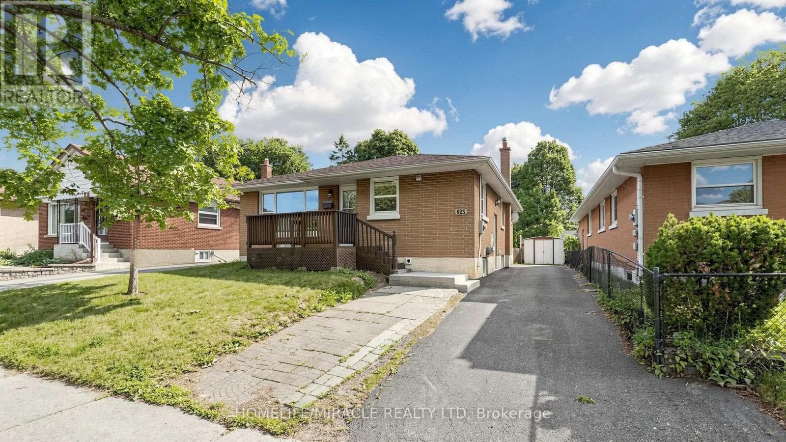 Single Family at 623 Olive Avenue, Oshawa (Donevan), Ontario - Photo 5 - RE/MAX Garden City Realty