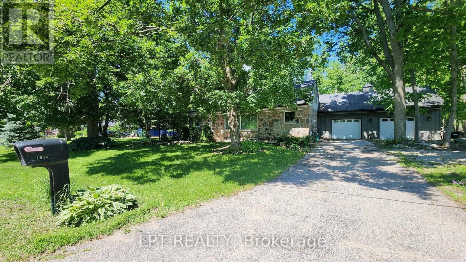 1644 Ridge Road