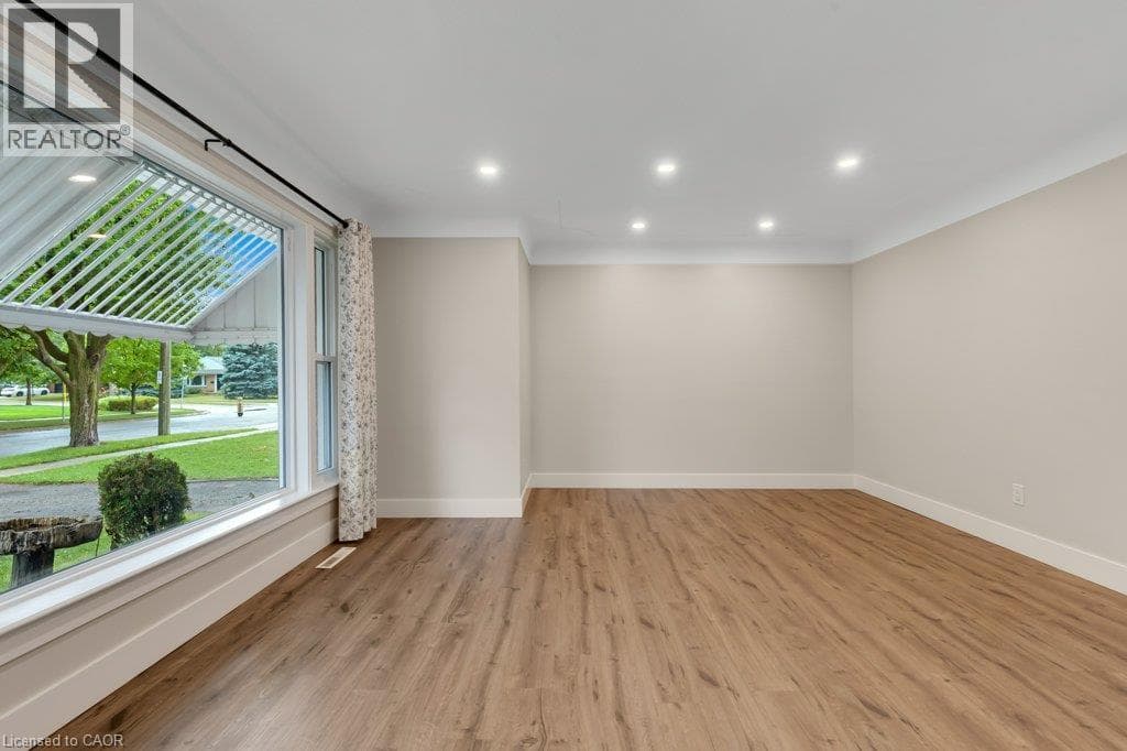 Single Family at 290 MELROSE Avenue, Kitchener, Ontario - Photo 10 - RE/MAX Garden City Realty