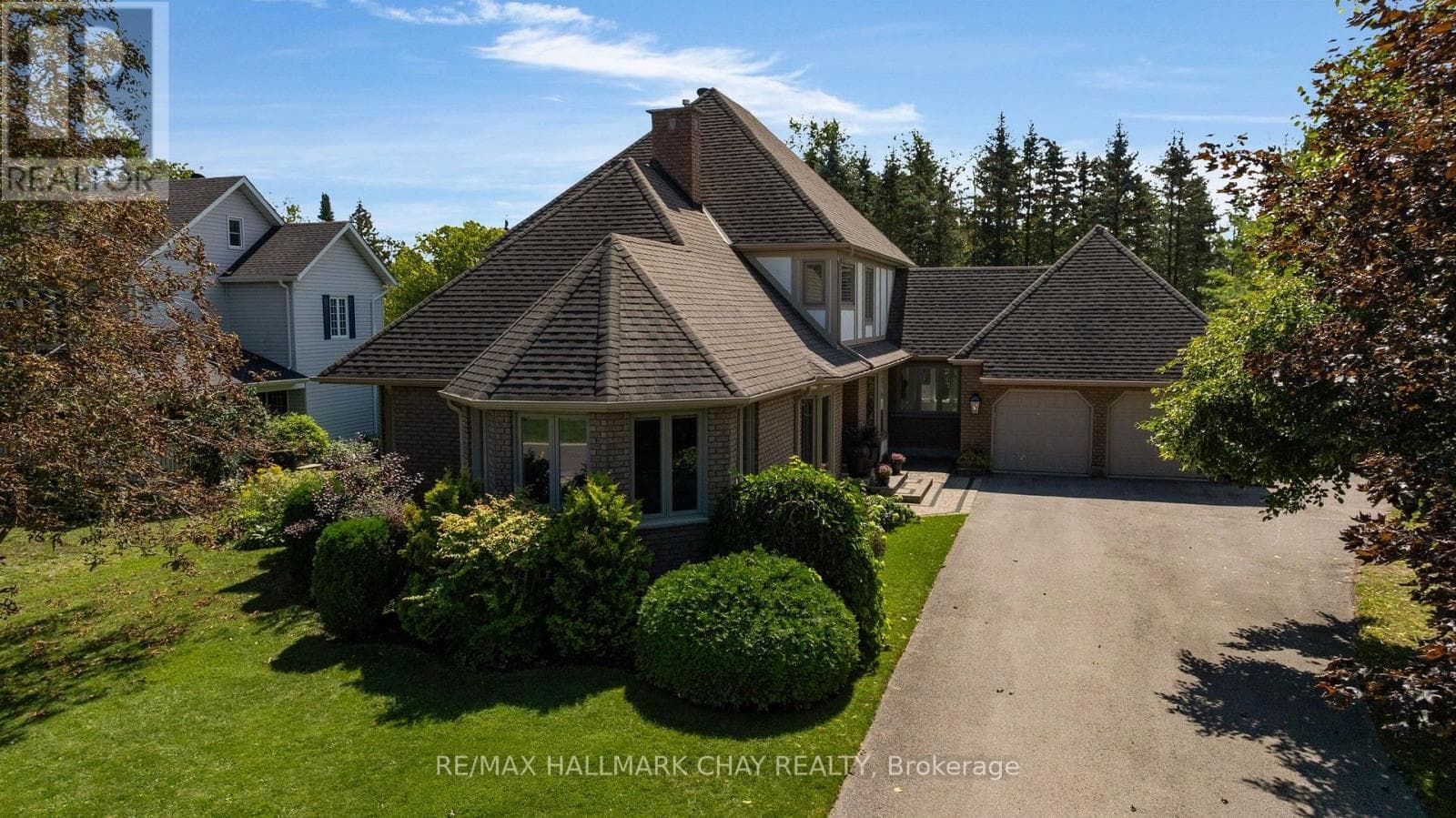 9 Howard Drive