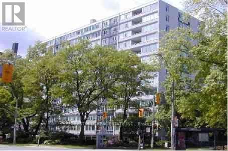 405- 500 Avenue Road