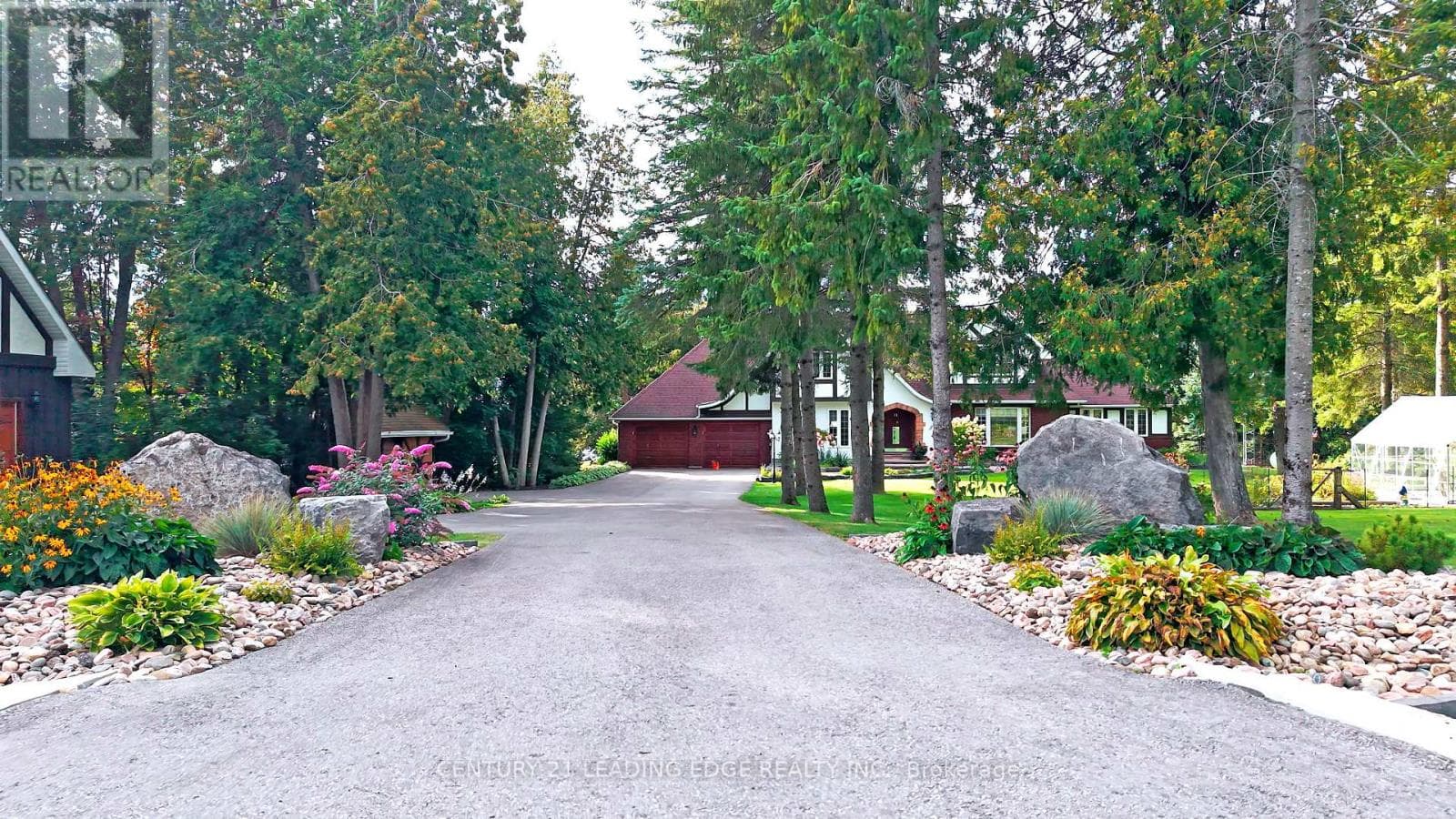 Single Family at 11 Rodeo Drive, Kawartha Lakes (Fenelon Falls), Ontario - Photo 4 - RE/MAX Garden City Realty