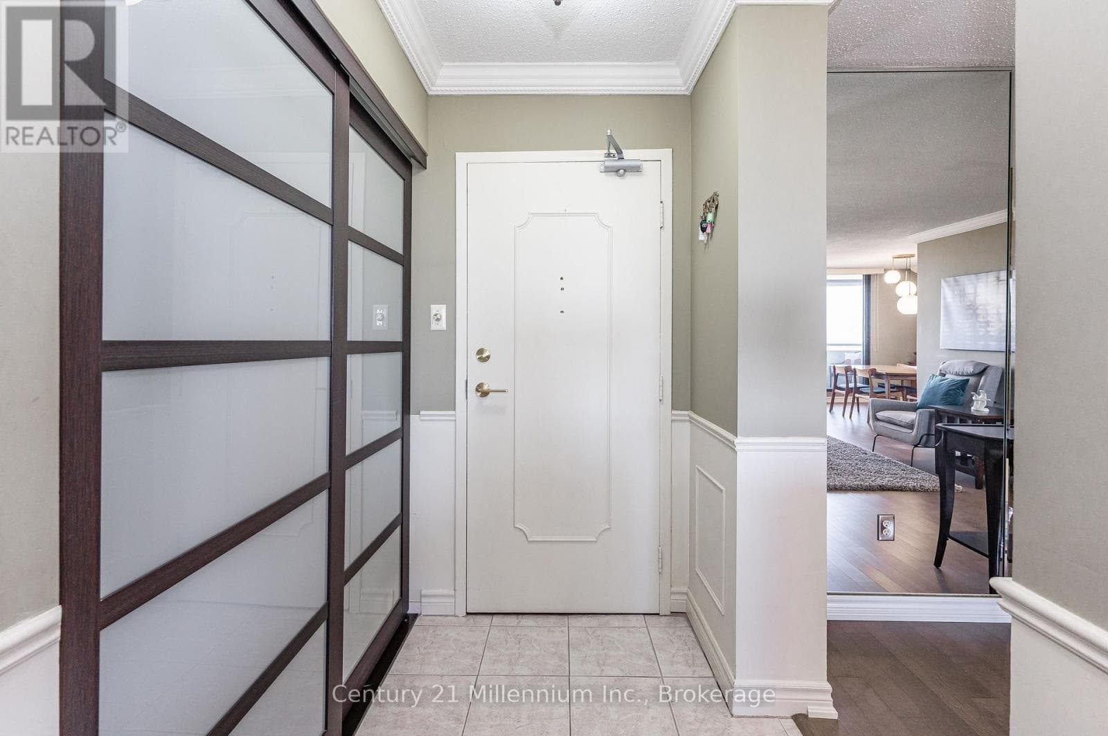 Single Family at 1605- 2055 Upper Middle Road, Burlington (Brant Hills), Ontario - Photo 5 - RE/MAX Garden City Realty
