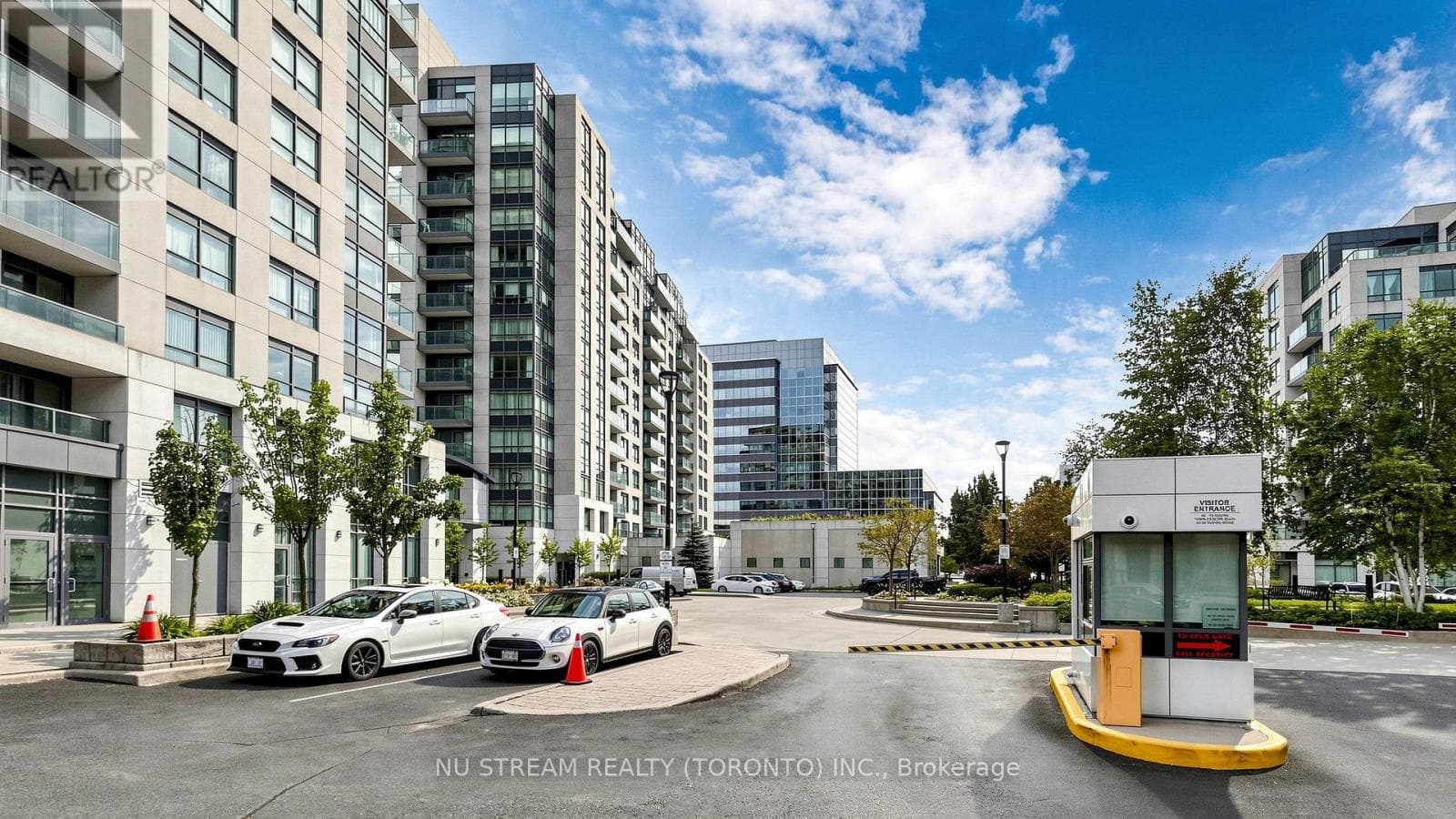 605- 55 South Town Centre Boulevard