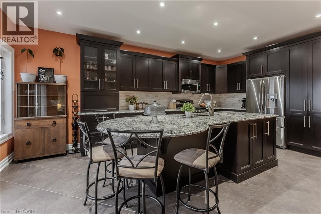Single Family at 24 NEWCASTLE Court, Hamilton, Ontario - Photo 9 - RE/MAX Garden City Realty