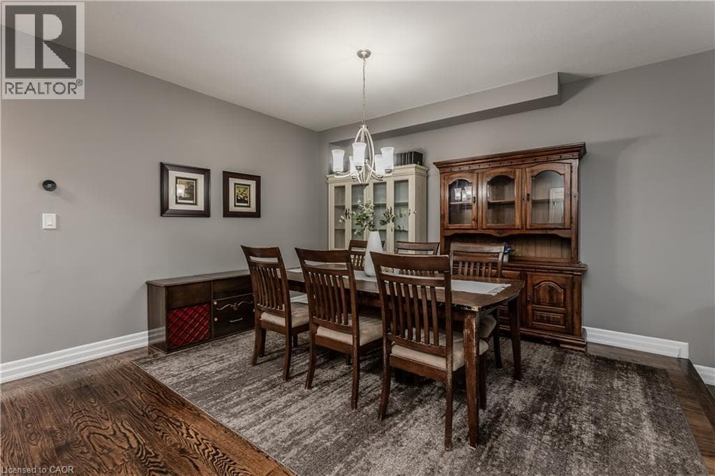 Single Family at 24 NEWCASTLE Court, Hamilton, Ontario - Photo 7 - RE/MAX Garden City Realty