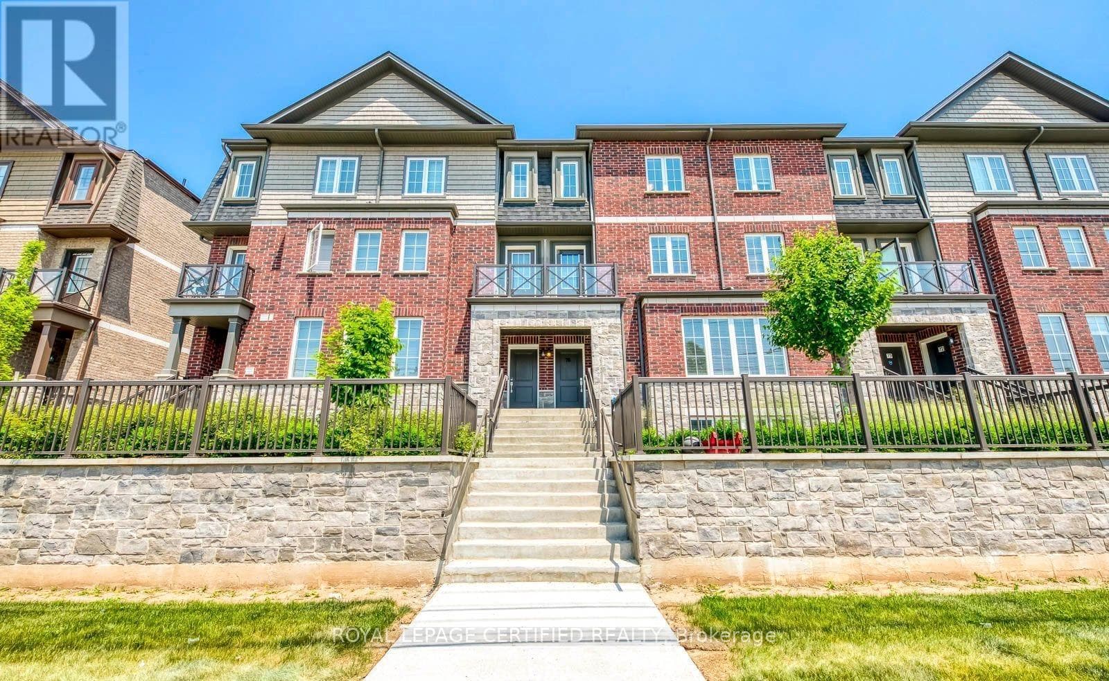 76- 445 Ontario Street