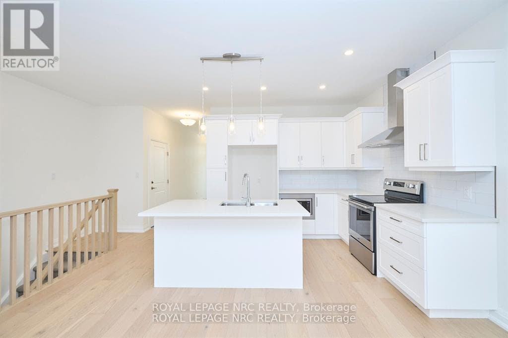 Single Family at 32- 9150 Willoughby Drive, Niagara Falls (Chippawa), Ontario - Photo 10 - RE/MAX Garden City Realty