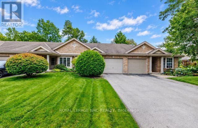 Single Family at 178 BECKETT Crescent, Pelham (Fonthill), Ontario - Photo 2 - RE/MAX Garden City Realty
