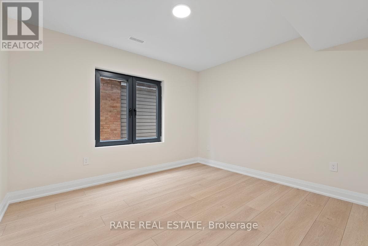 Single Family at 1- 191 Gledhill Avenue, Toronto (Woodbine-Lumsden), Ontario - Photo 8 - RE/MAX Garden City Realty
