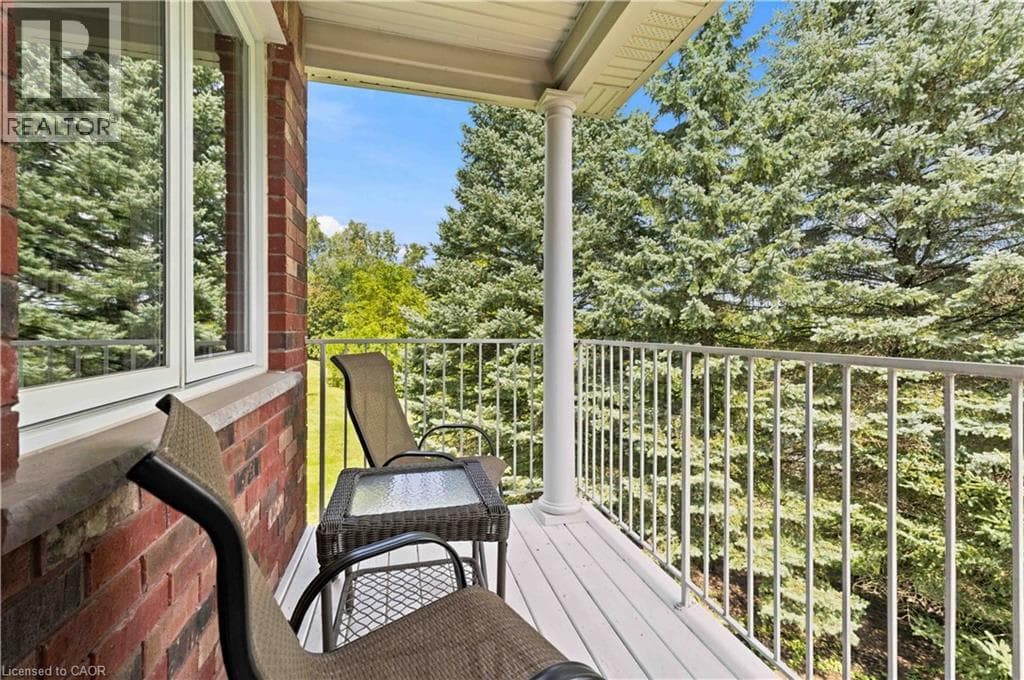Single Family at 2182 STONEHAVEN Avenue, Niagara Falls, Ontario - Photo 6 - RE/MAX Garden City Realty