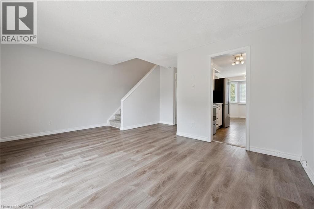 Single Family at 2- 750 ERINBROOK Drive, Kitchener, Ontario - Photo 7 - RE/MAX Garden City Realty