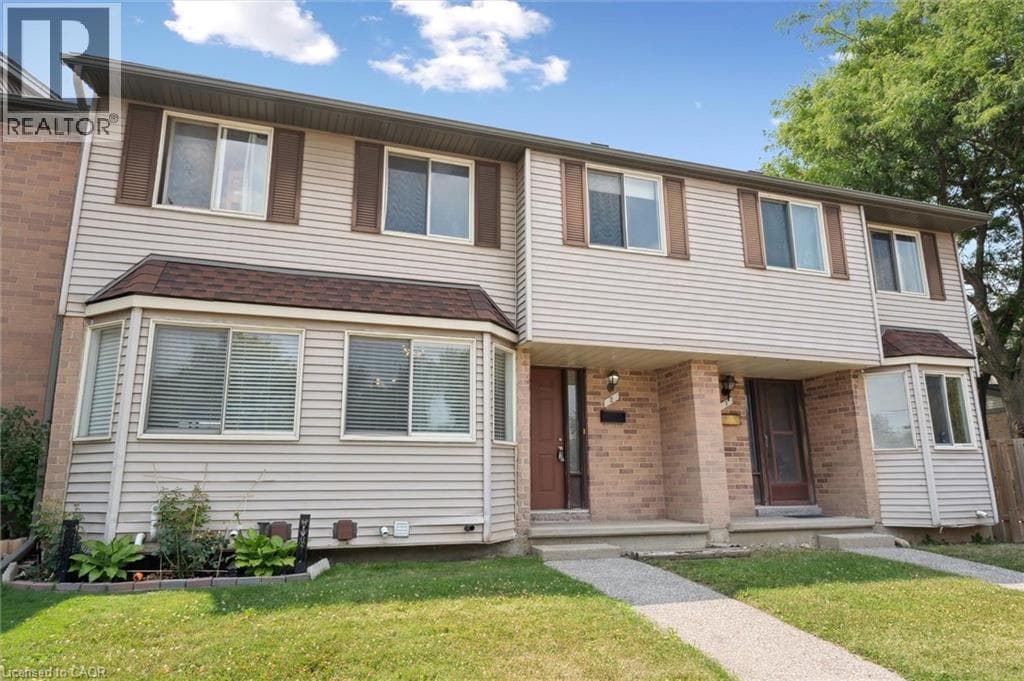 Single Family at 2- 750 ERINBROOK Drive, Kitchener, Ontario - Photo 2 - RE/MAX Garden City Realty