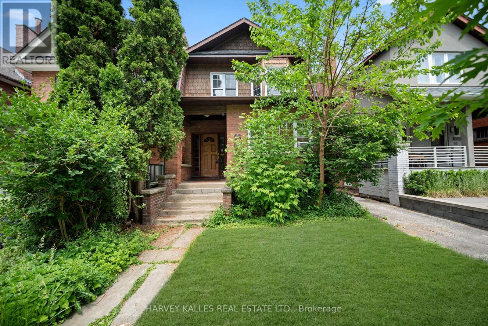 98 Roselawn Avenue
