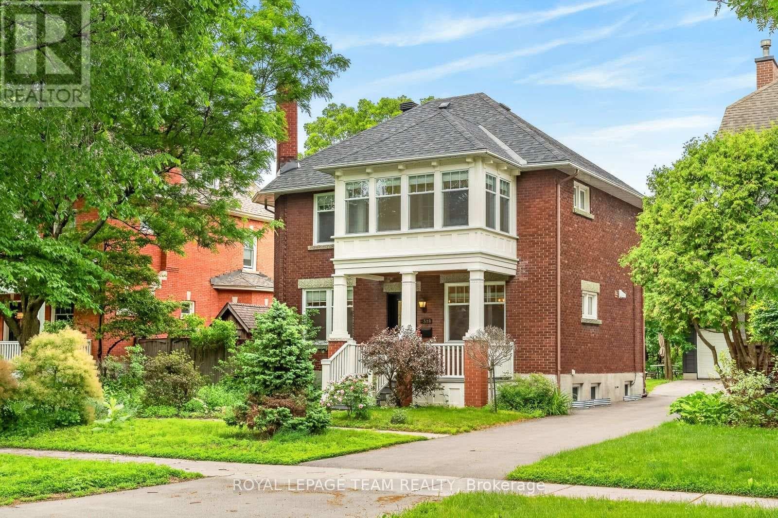 318 Clemow Avenue