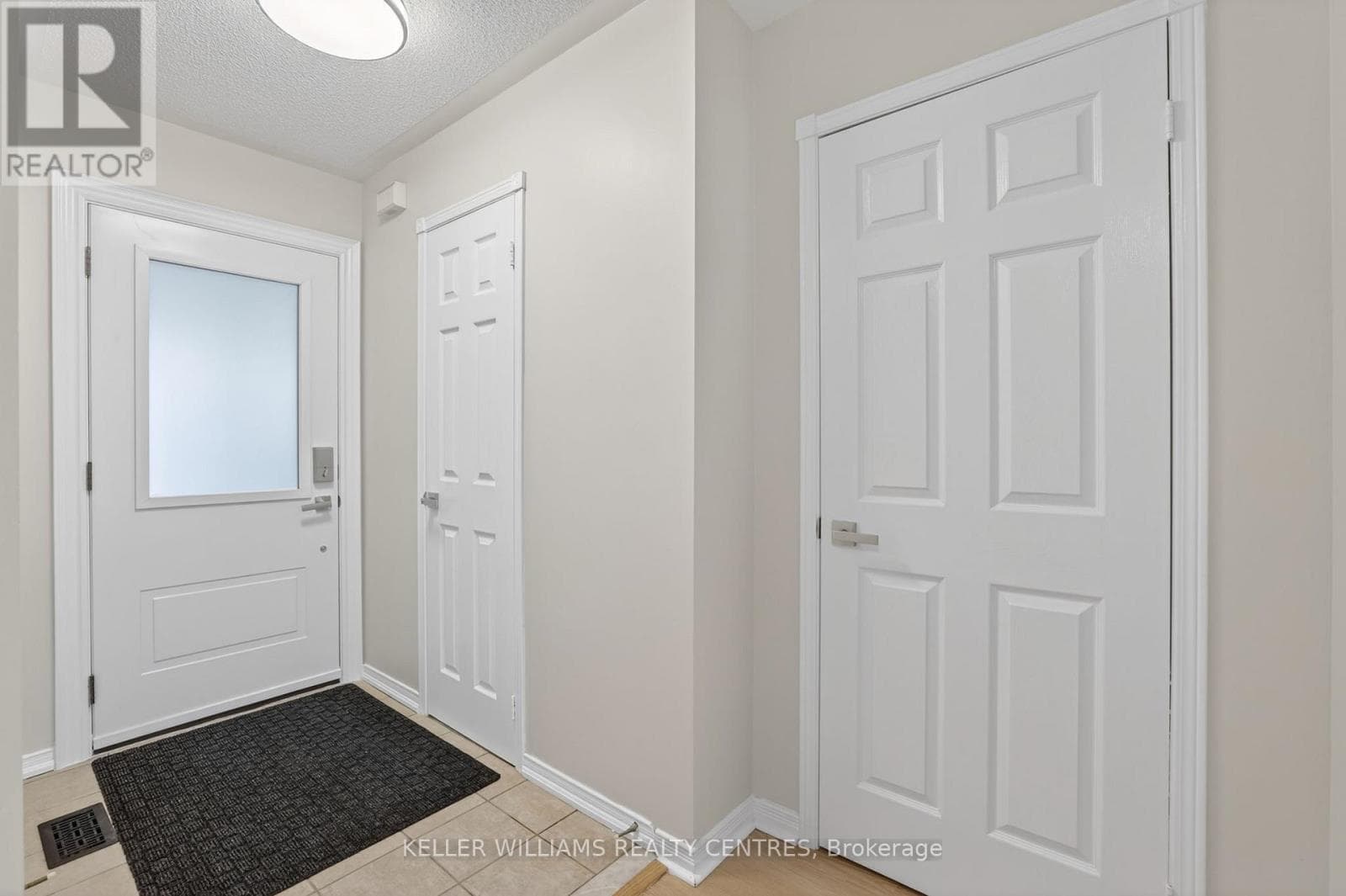 Single Family at 120 Woodroof Crescent, Aurora (Bayview Wellington), Ontario - Photo 5 - RE/MAX Garden City Realty
