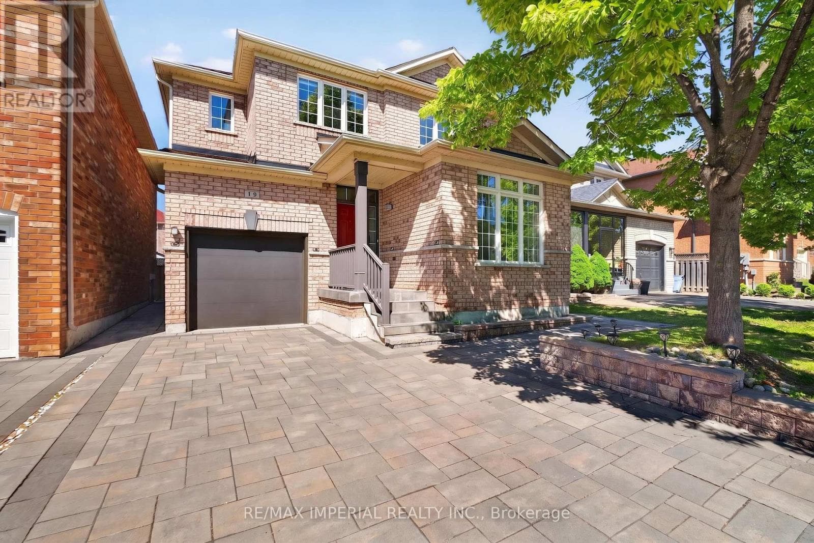 18 Davidoff Street