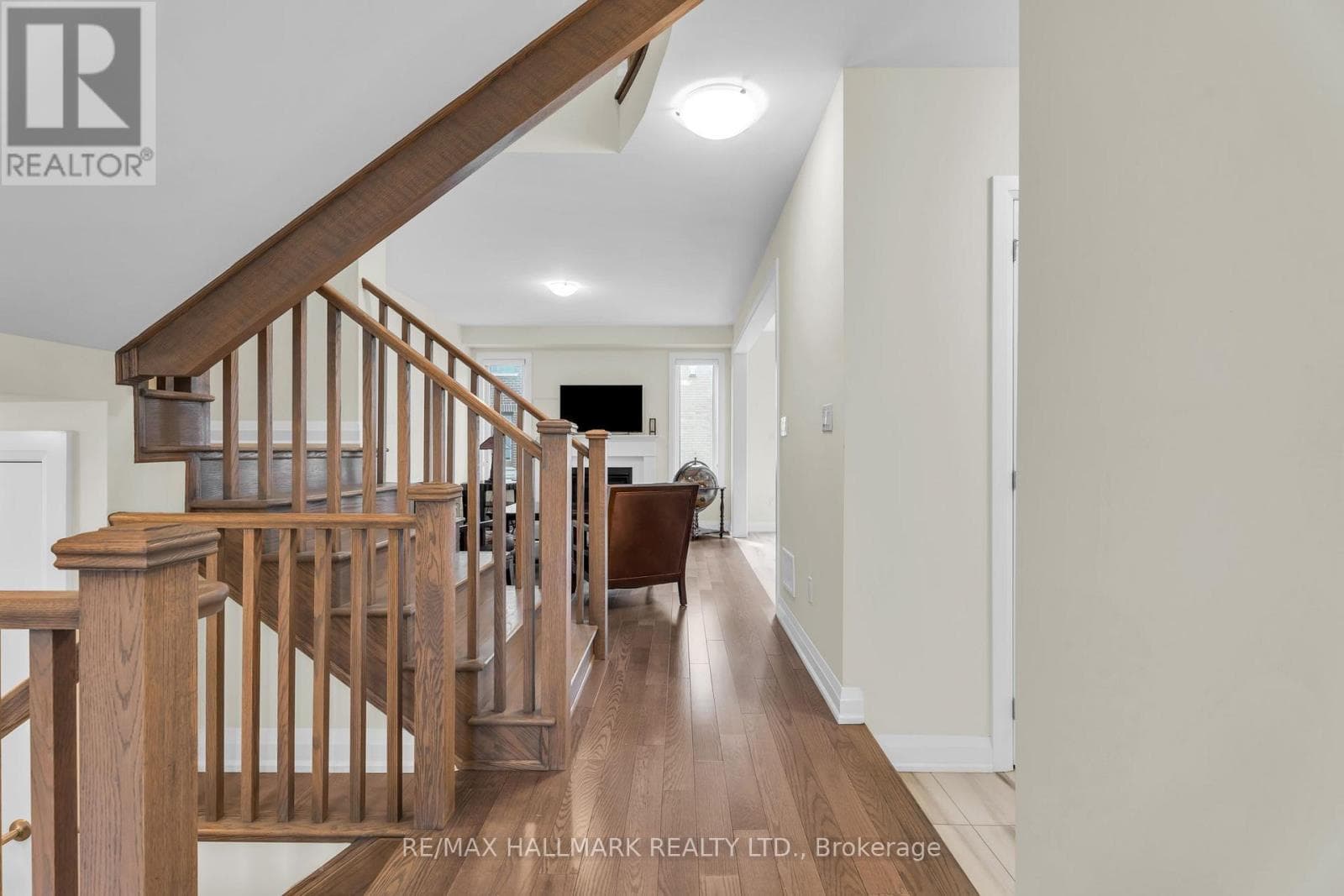 Single Family at 14 Eberly Woods Drive, Markham (Victoria Square), Ontario - Photo 10 - RE/MAX Garden City Realty