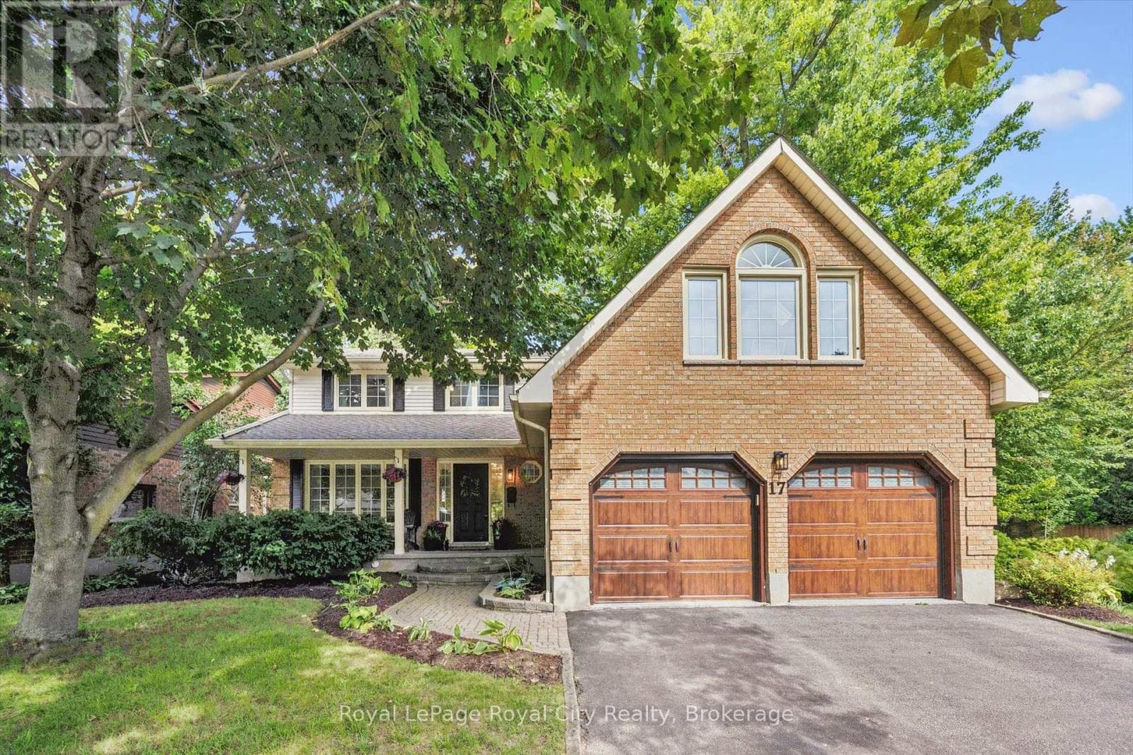 17 Sugarbush Place
