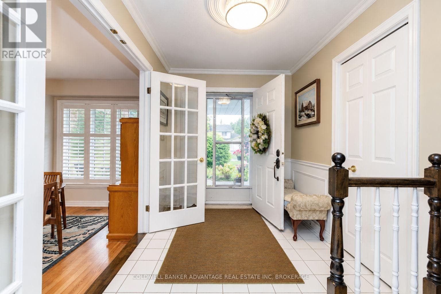Single Family at 8165 Mount Olive Crescent, Niagara Falls (Mt. Carmel), Ontario - Photo 5 - RE/MAX Garden City Realty