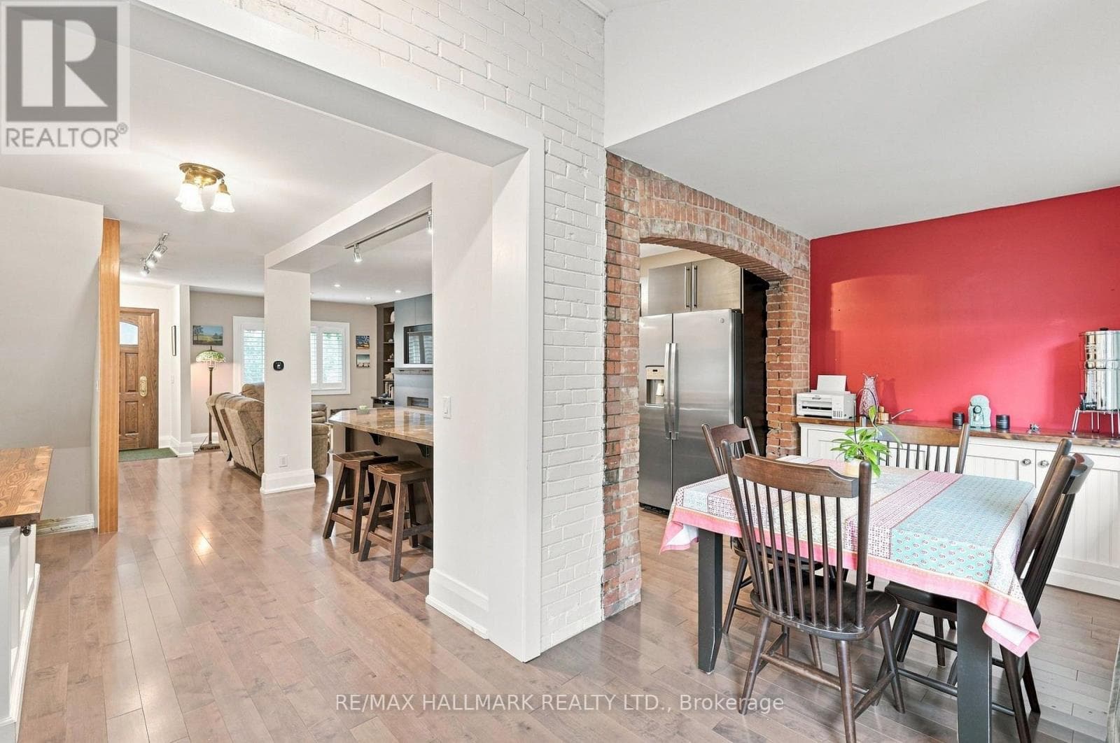 Single Family at 1 Glenmount Park Road, Toronto (East End-Danforth), Ontario - Photo 9 - RE/MAX Garden City Realty