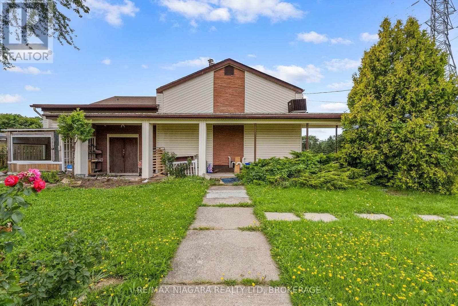 Institutional - Special Purpose at 319 Davis Street, Thorold (Allanburg/Thorold South), Ontario - Photo 2 - RE/MAX Garden City Realty