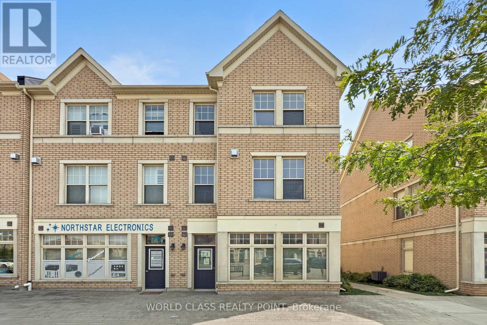 73 Cathedral High Street