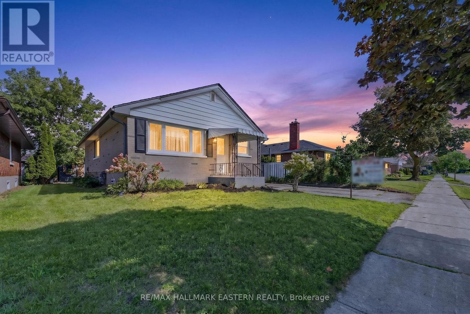 754 CRAWFORD Place