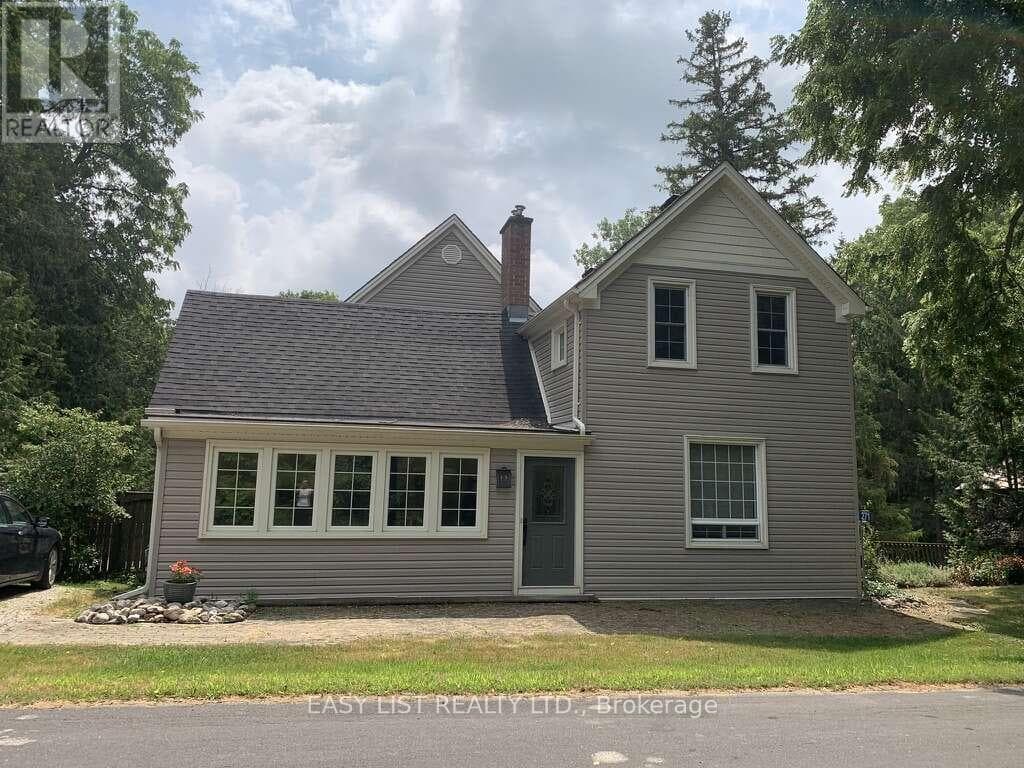 271 Quaker Lane