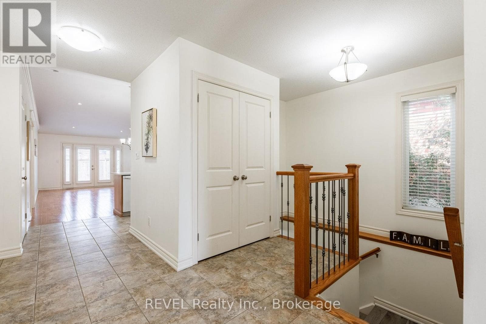 Single Family at 23 Myrtle Avenue, St. Catharines (Carlton/Bunting), Ontario - Photo 5 - RE/MAX Garden City Realty