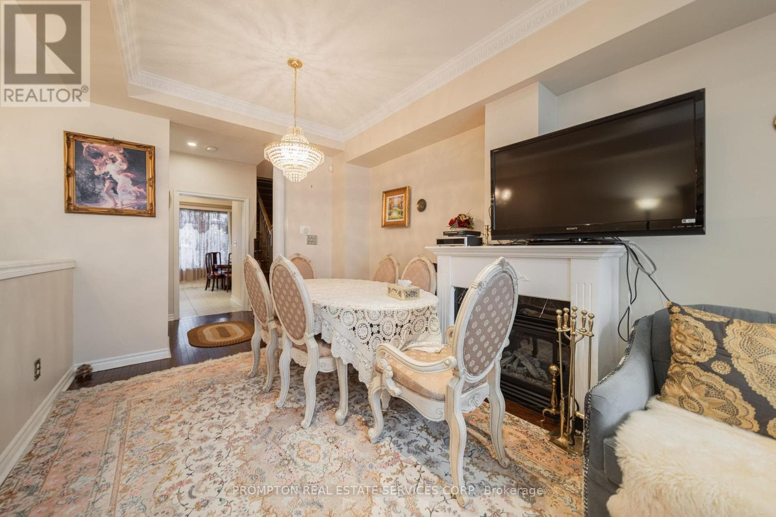 Single Family at 25 Routliffe Lane, Toronto (Newtonbrook West), Ontario - Photo 5 - RE/MAX Garden City Realty
