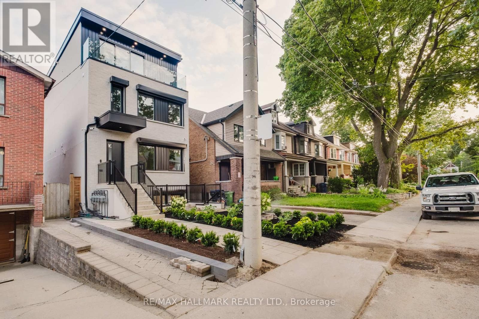Multi-family at 3- 37 MILVERTON Boulevard, Toronto (Danforth), Ontario - Photo 3 - RE/MAX Garden City Realty