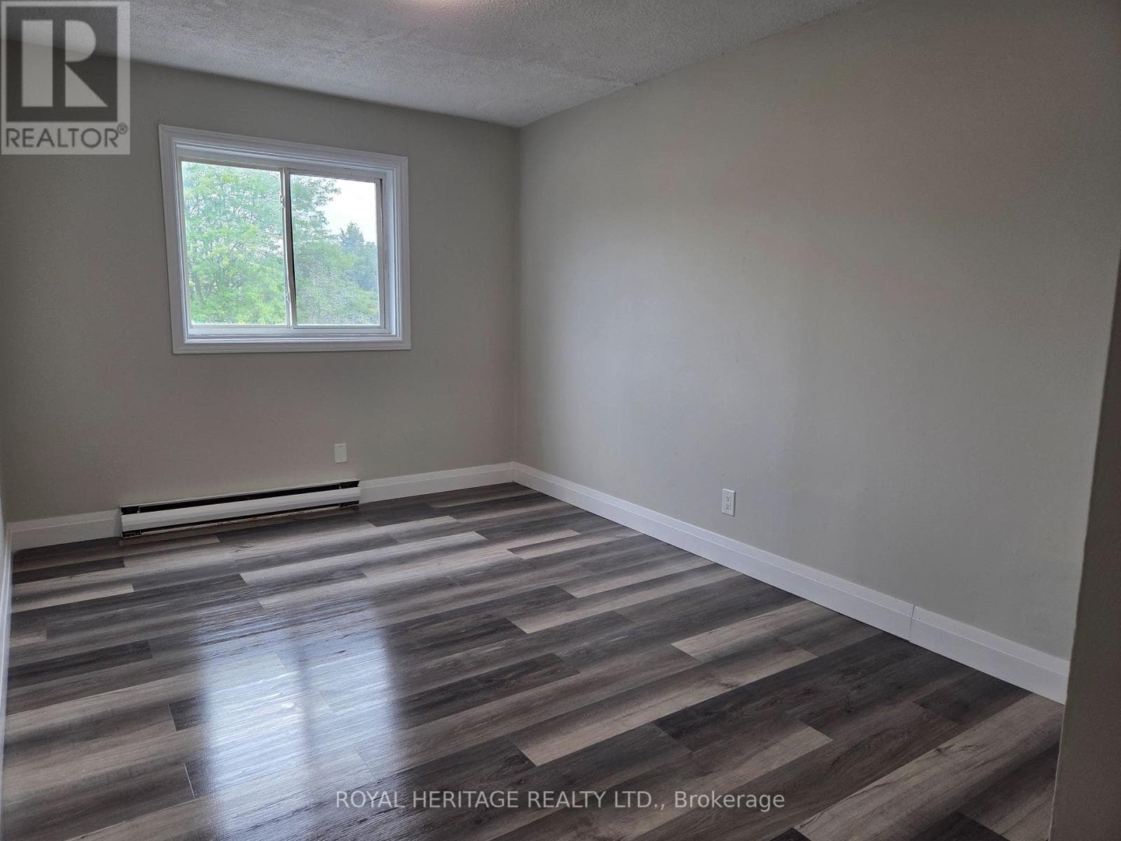 Multi-family at 311- 8800 Willoughby Drive, Niagara Falls (Chippawa), Ontario - Photo 7 - RE/MAX Garden City Realty