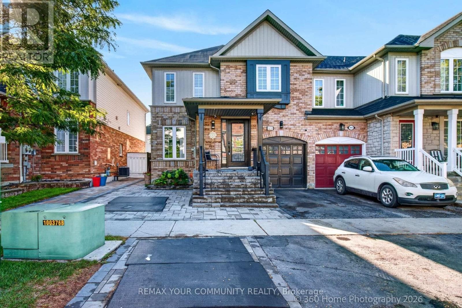 1614 Avonmore Square