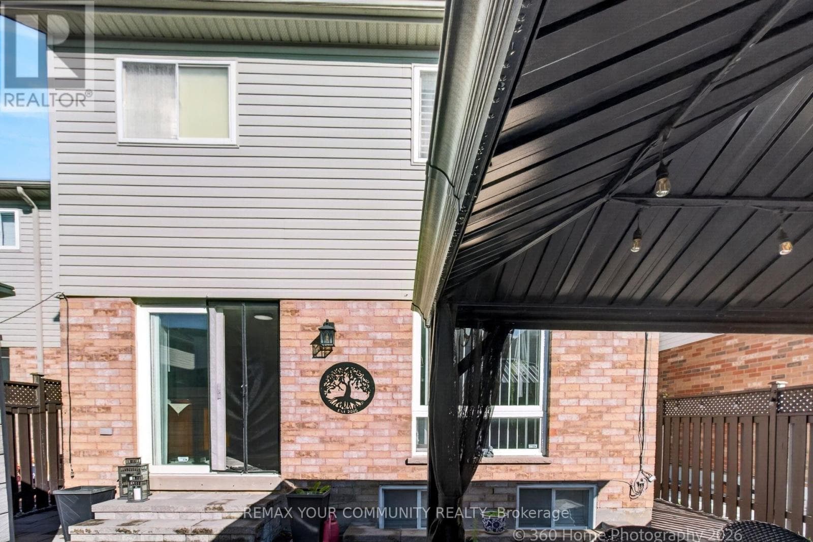 Single Family at 1614 Avonmore Square, Pickering (Town Centre), Ontario - Photo 9 - RE/MAX Garden City Realty