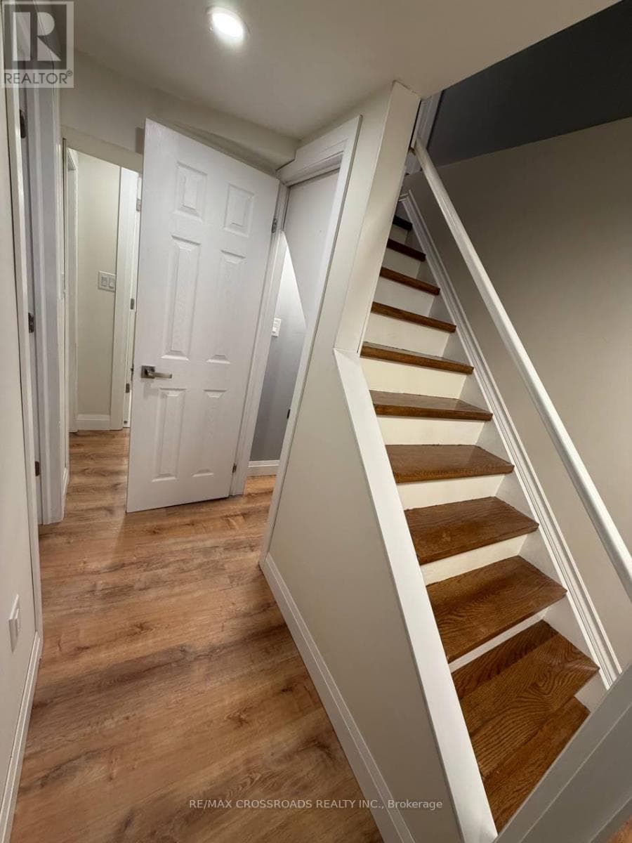 Single Family at Lower- 74 Turnbridge Road, Aurora (Bayview Wellington), Ontario - Photo 3 - RE/MAX Garden City Realty